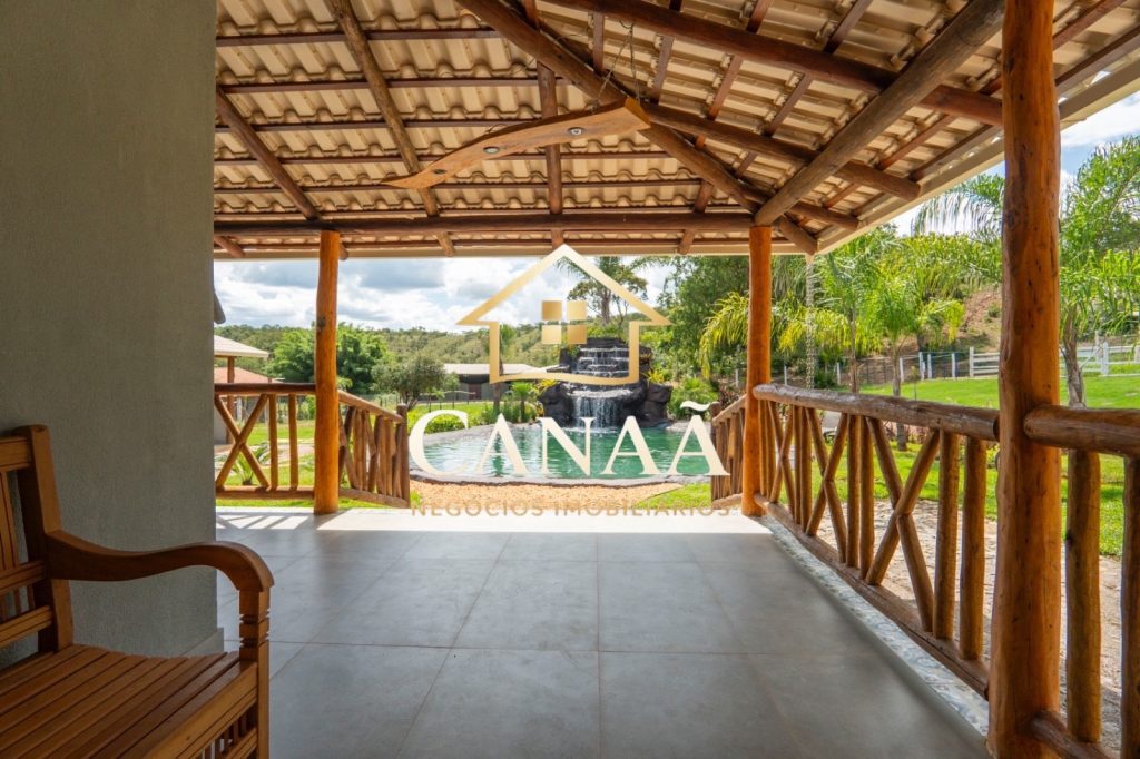 FAZENDA EM JEQUITIBÁ