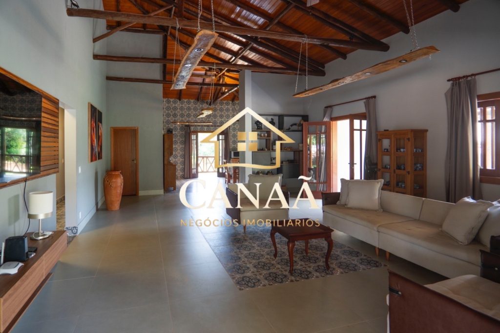 FAZENDA EM JEQUITIBÁ