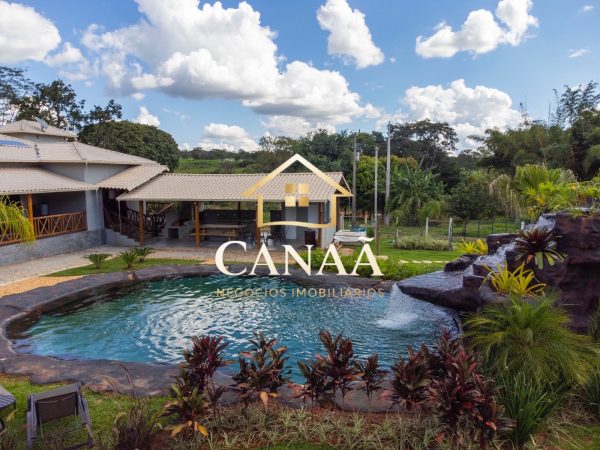 FAZENDA EM JEQUITIBÁ