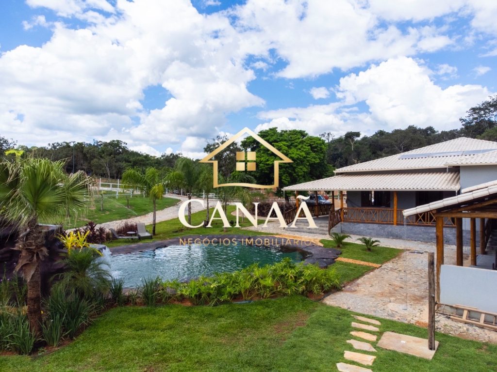 FAZENDA EM JEQUITIBÁ