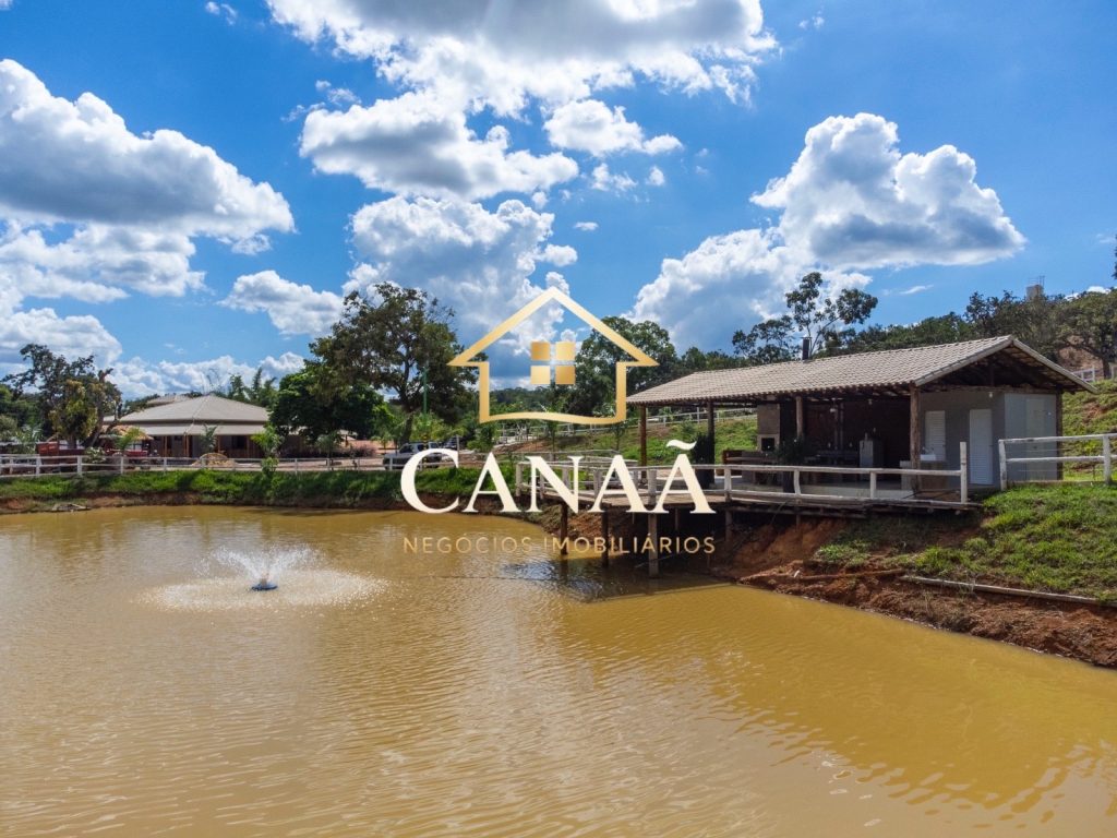 FAZENDA EM JEQUITIBÁ