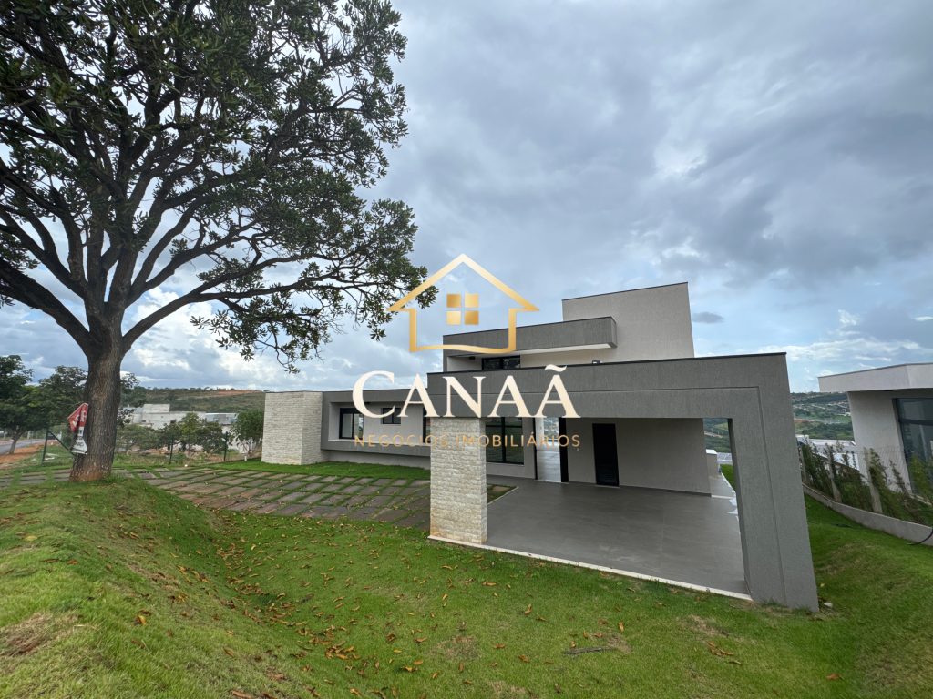 CASA CONDOMINIO MONTE VILLE