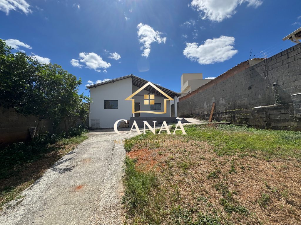 CASA BAIRRO LUNDCEIA