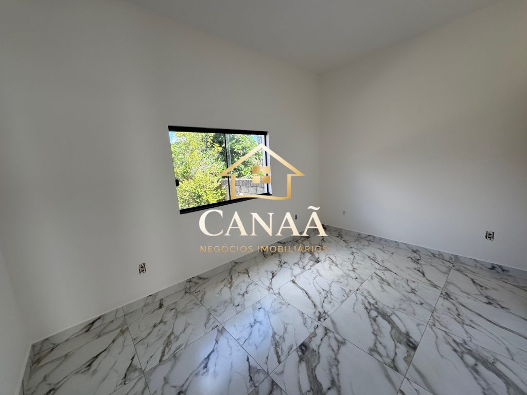 CASA BAIRRO LUNDCEIA