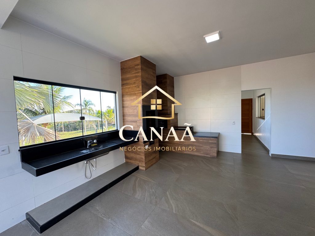 CASA CONDOMINIO VALE DO LUAR