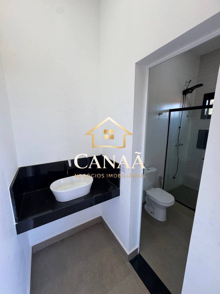 CASA CONDOMINIO VALE DO LUAR