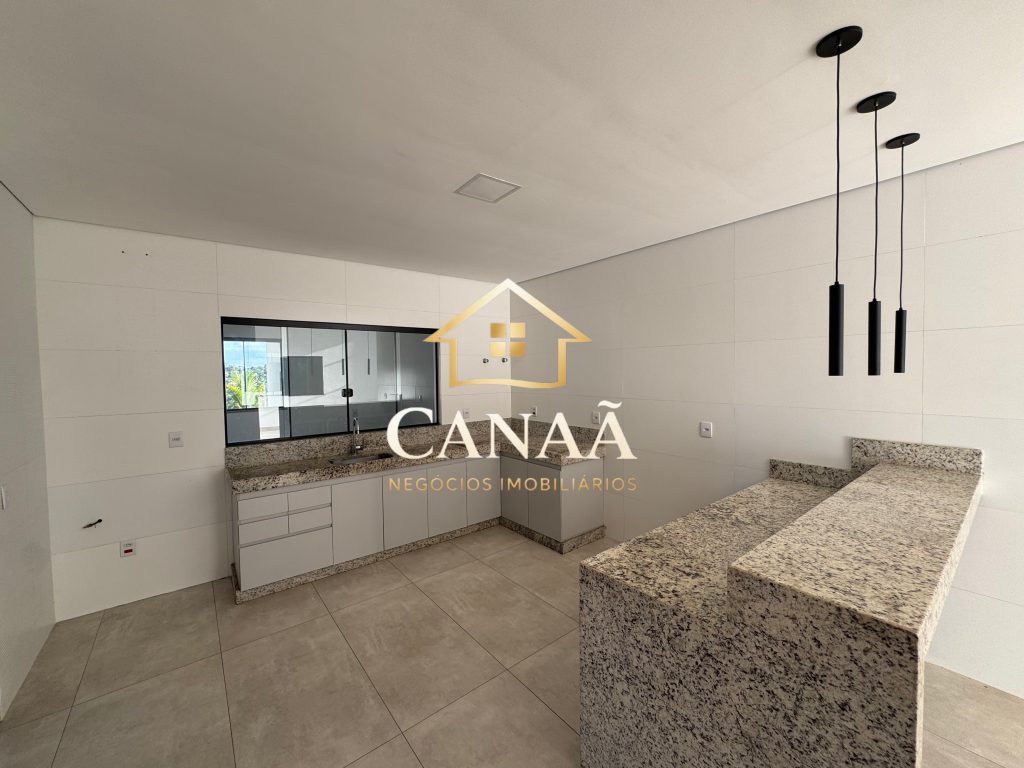 CASA CONDOMINIO VALE DO LUAR