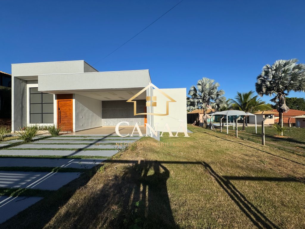 CASA CONDOMINIO VALE DO LUAR