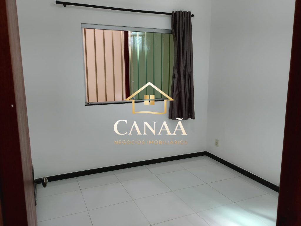 CASA BAIRRO JARDIM IMPERIAL