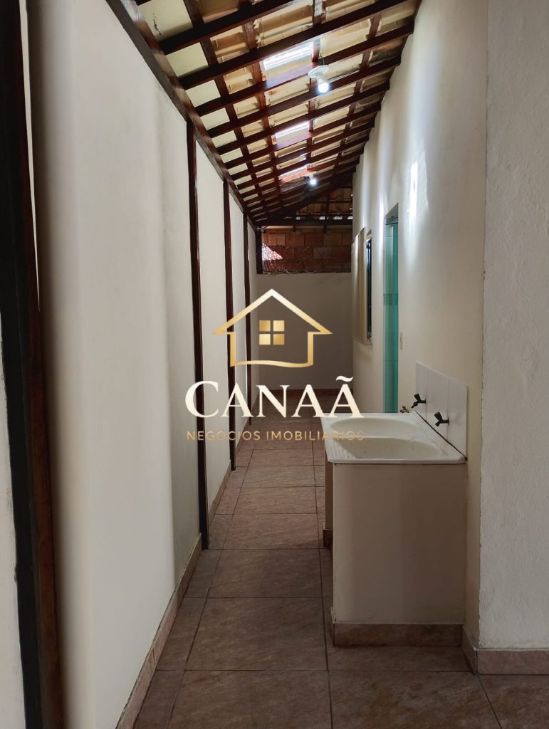 CASA BAIRRO JARDIM IMPERIAL