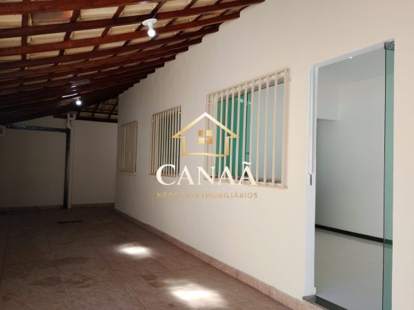 CASA BAIRRO JARDIM IMPERIAL