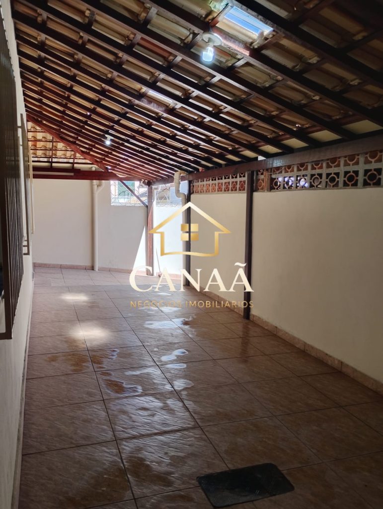CASA BAIRRO JARDIM IMPERIAL