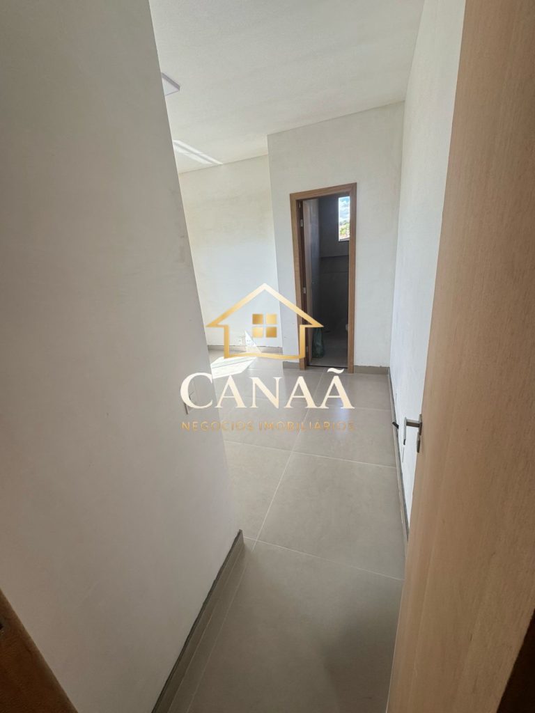 CASA BAIRRO SERRA DOURADA