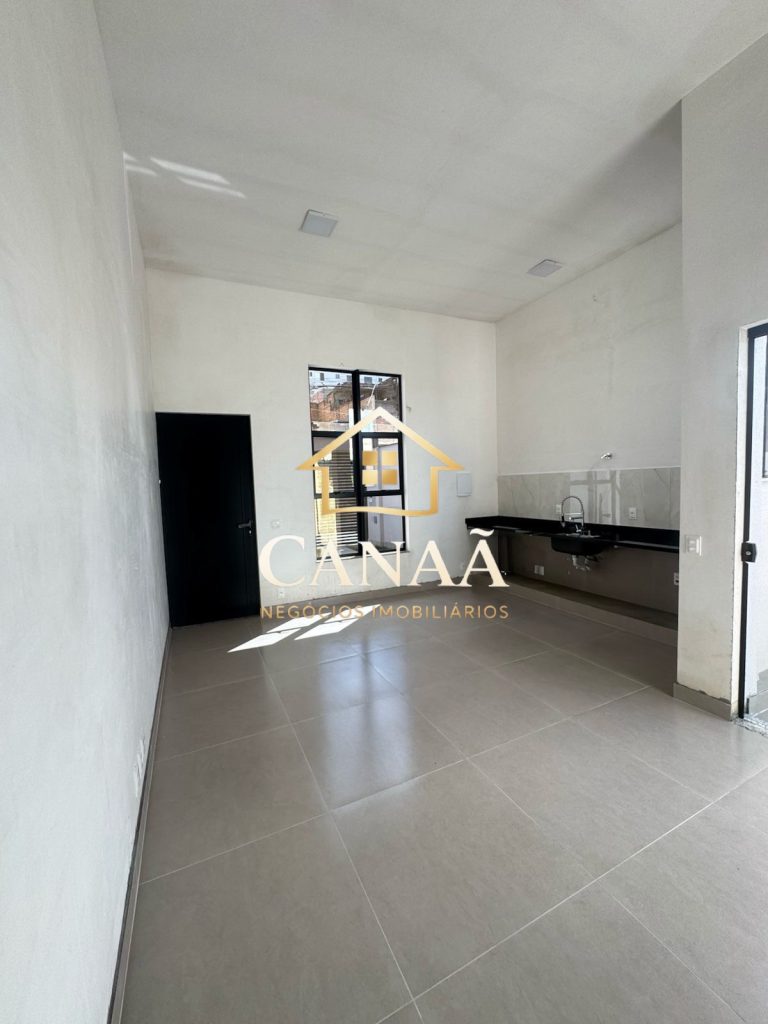 CASA BAIRRO SERRA DOURADA