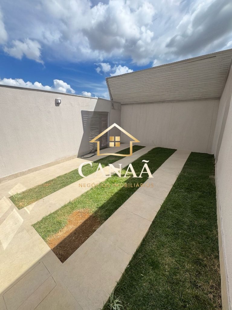 CASA BAIRRO SERRA DOURADA