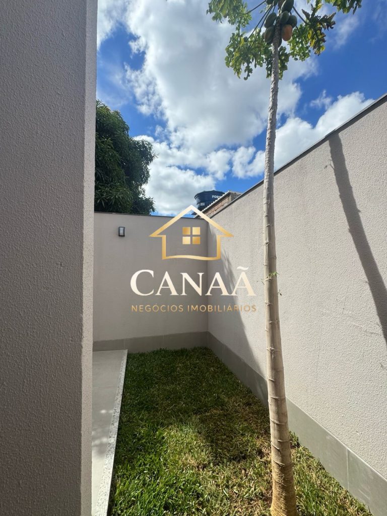 CASA BAIRRO SERRA DOURADA