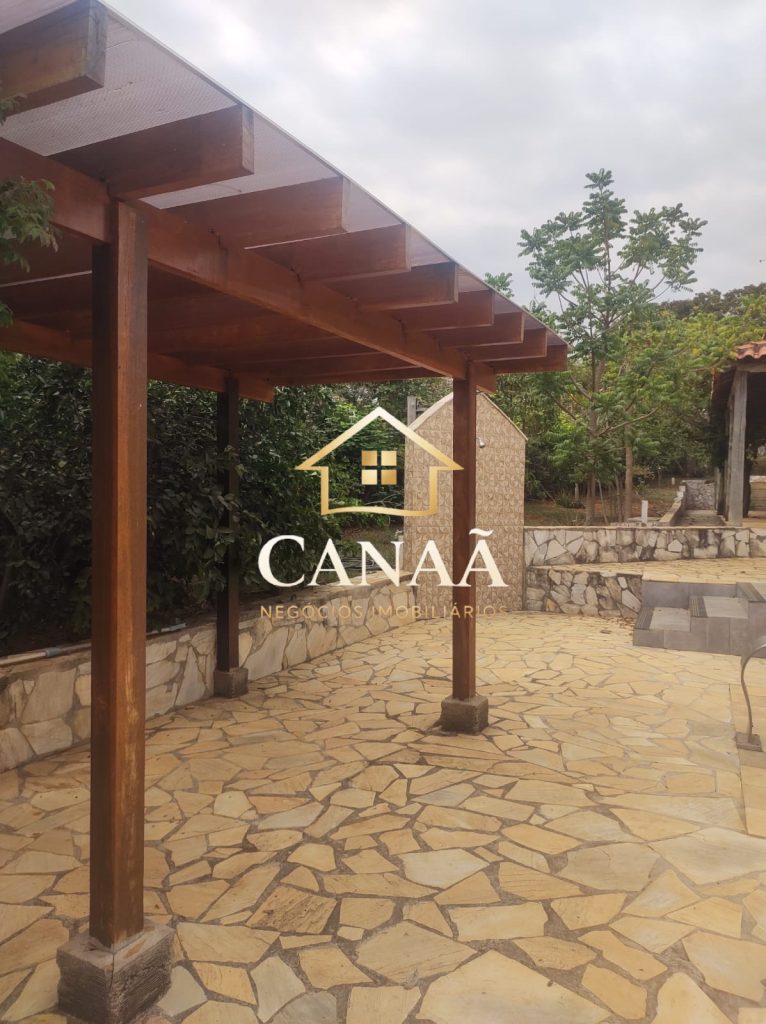 CASA CONDOMINIO VALE DO LUAR